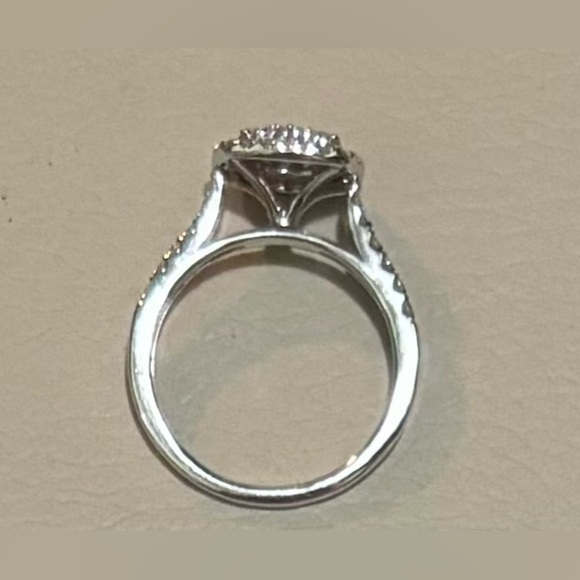 10K White Gold 1 carat Diamond Ring Set - Picture 6 of 10